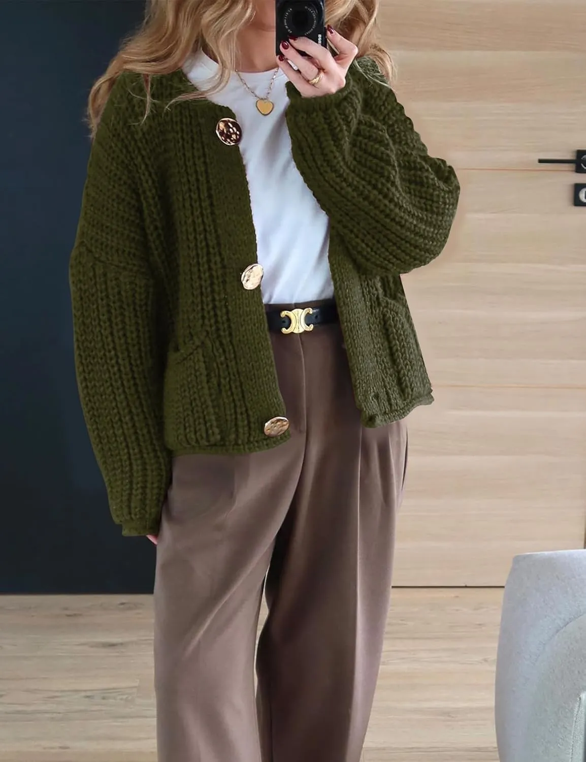 Flygo Cropped Cardigan Sweaters for Women Long Sleeve Cable Knit Cardigan Open Front Chunky Cardigan Sweaters with Pockets