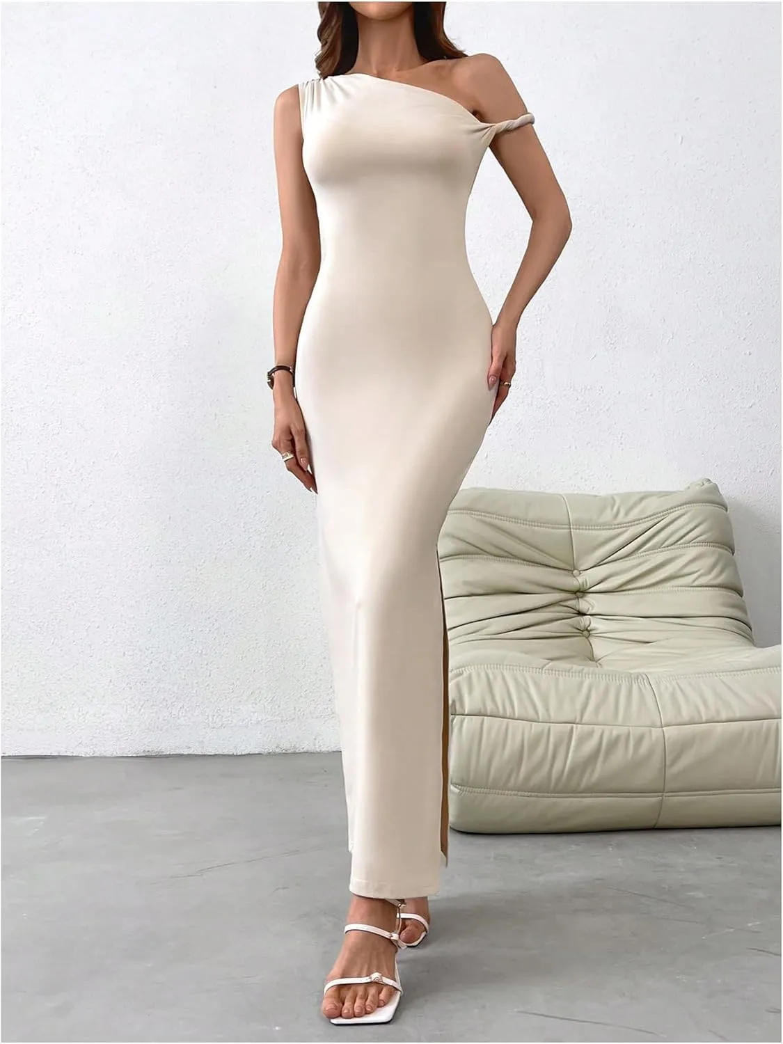 GORGLITTER Women's Asymmetrical Bodycon Maxi Long Dress One Shoulder Sleeveless Ruched Graduation Going Out Dresses