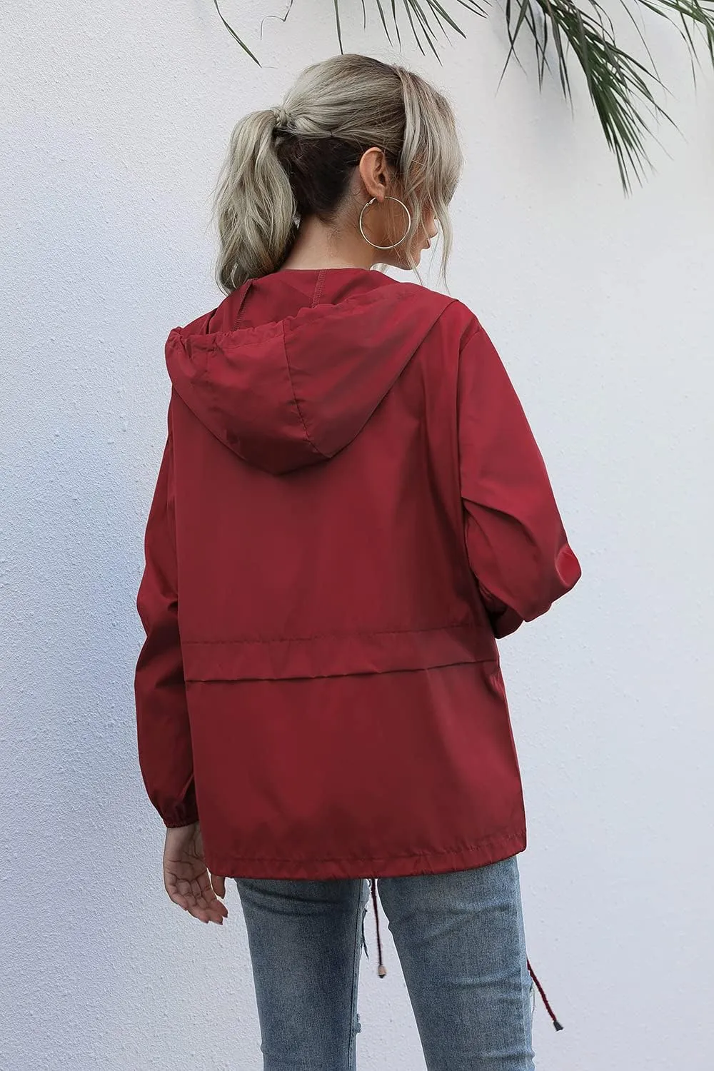 Women's Waterproof Raincoat Lightweight Rain Jacket Hooded Adjustable Windbreaker Rain Coats with Pocket for Outdoor